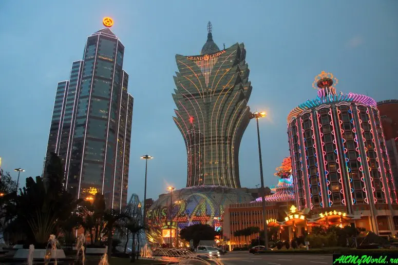 Главные достопримечательности Макао: отель Grand Lisboa
